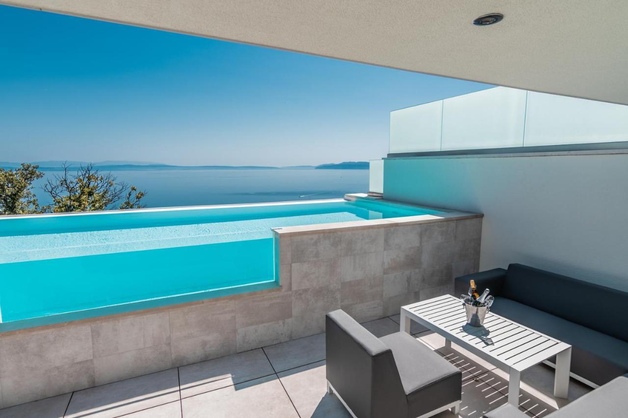 Villa The Boat With Rooftop Pool Matulji Extérieur photo