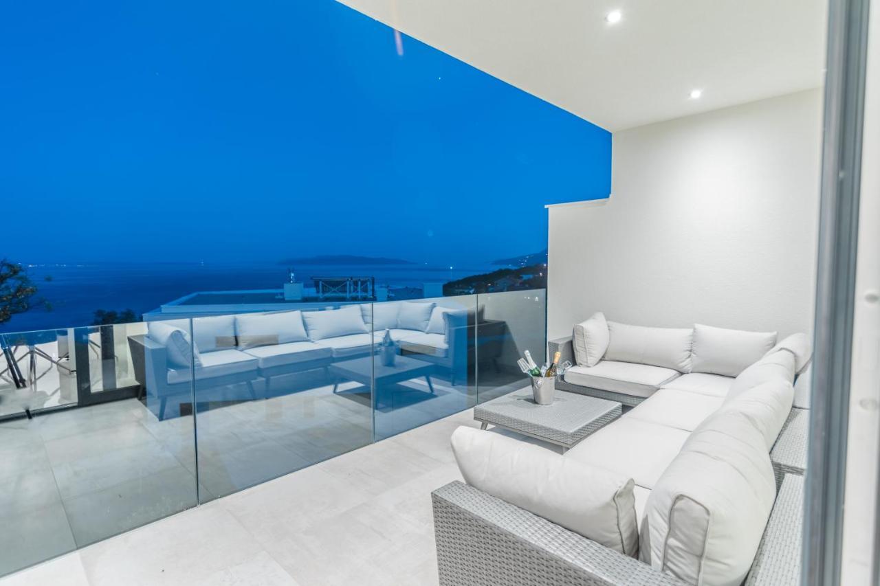 Villa The Boat With Rooftop Pool Matulji Extérieur photo